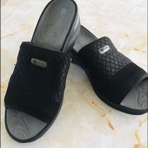 BZEES Direct Wedge Sandals Black sz 10